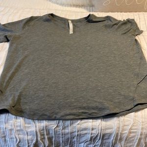 Lululemon short sleeve gray top